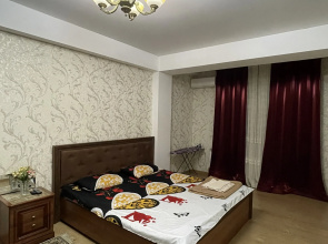 Blizhe Kreposti i Fontanu Flat
