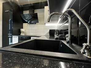 Квартира Магирус с Парящей Кроватью и Джакузи