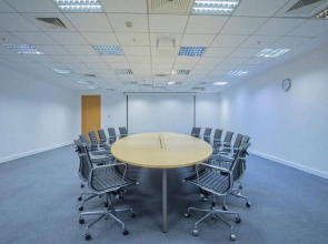 Отель Landmark Baku