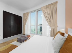 Апартаменты Unique & Stylish High Floor close to Marine Club