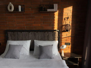 Отель ESENIN-LocuS