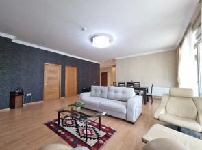 Isr Lux Apartments