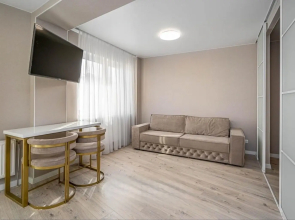 Na Prospekte Dzerzhinskogo Flat