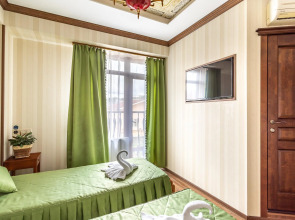 Гостевой дом Усадьба МихалычЪ