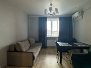 Dvukhkomnatnaya S Yevro-Remontom Flat