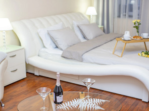 Апартаменты 4BR Apartment Next to St Isaak Cathedral