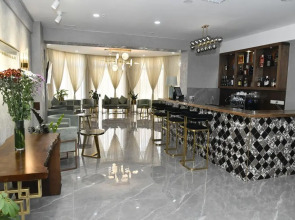 Отель Krokus Plaza