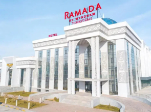 Hotel Ramada By Wyndham Turkistan