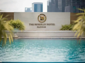 Отель The Berkeley Hotel Pratunam
