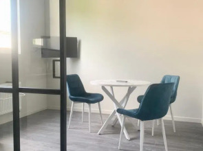 Апартаменты Дизайнерские апартаменты возле озера