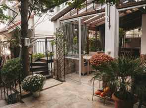 Living quarters Triera