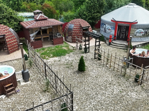 Юрта Yurtkhadzhokh Guest House