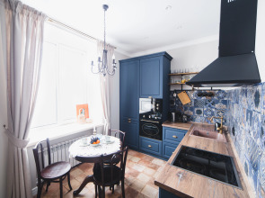 Апартаменты Сталинское Барокко в Сердце Города