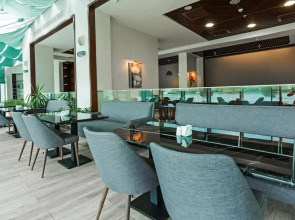 Отель Dedeman Oskemen Tavros