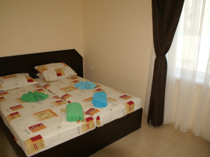 Belye Parusa Guest House