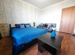 Apartamenty s Vidom na Gorod na Holmogorskaa 4B