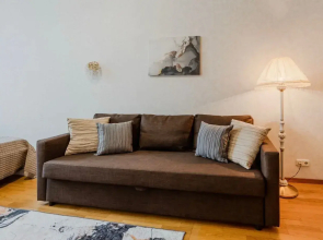 Апартаменты у Эрмитажа 12 гостей Б.Конюшенная 12