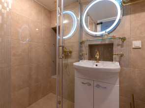 Квартира 2 ColorSPB Невский 27