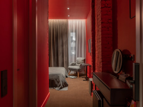 Апартаменты Red room в NikolaevBuilding