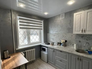 Na Ulitse Pomyalovskogo Flat