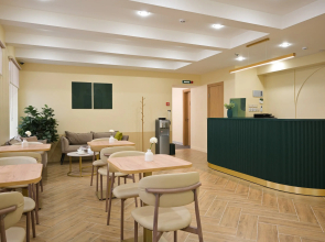 Отель Mirum Hotel