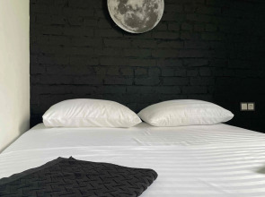 Апартаменты Moon в доме на горе