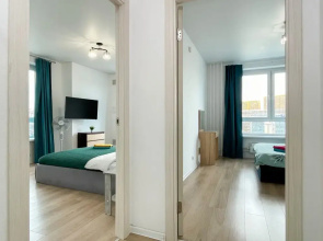 Апартаменты Sunny Days Apartment Оранж Парк 13