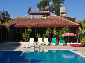 Dream Park Bungalow Hotel