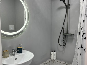 Квартира рядом с акварком