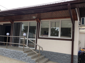 Tamanskaya 13 Guest House