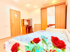 Na Pionerskoy Flat