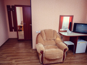 Отель София