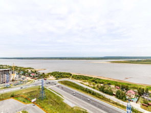 Апартаменты Диван-Кровать на берегу реки с потрясающим видом