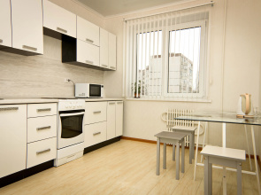 V Starom Oskole 3-Bedroom Apartments