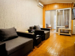 Отель Toma's House