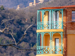 Burki Castle & Cellar Hotel