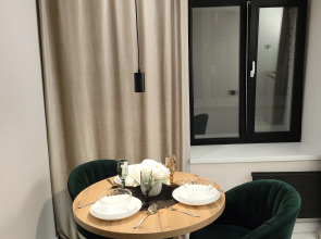 Квартира NATALI Aparts 73в.2