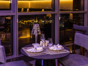 Silk Road by Minyoun