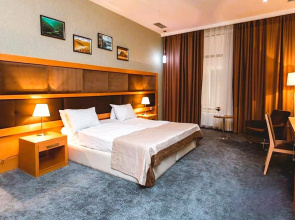 GM City Hotel