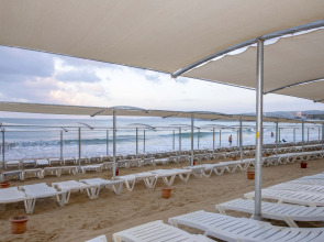 Armas Green Fugla Beach