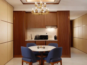 Курортный отель Royal M Al Aqah Beach Resort by Gewan