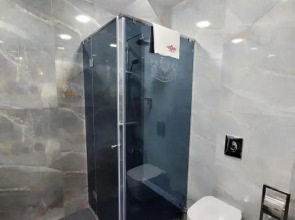 Отель Roma Yerevan & Tours