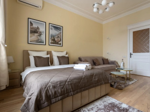 Апартаменты Улучшенные апартаменты с видом на город