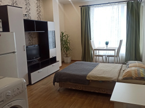 Studiya Na 40 Let Pobedy 43d Flat