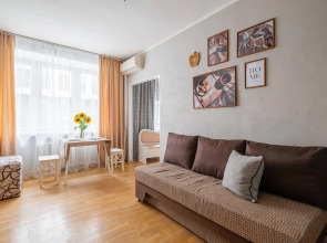 Апартаменты Кварт-Отель, Гашека, 11