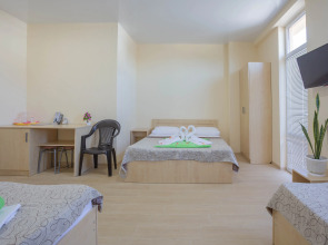 Гостевой Дом K.V.N.