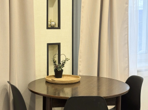 Skandi Khaus na Ordzhonikidze 14 Flat
