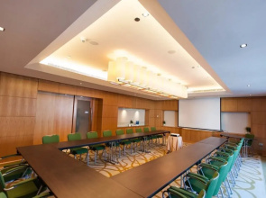 Отель Four Points by Sheraton Sheikh Zayed Road
