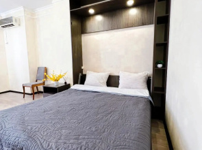 Flat Na Prospekte Pobedy