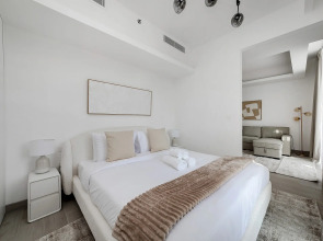 Апартаменты Welcome Home in Luma 22